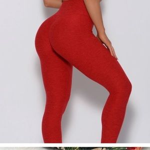 SOLD!! Bombshell contour leggings